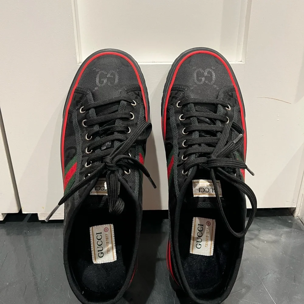 Gucci Men's Black Tennis Sneakers - Picture 2 of 11